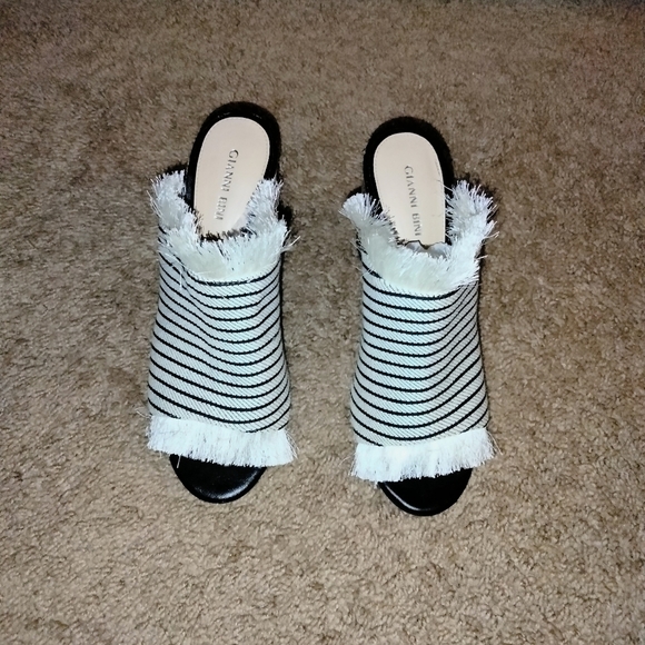 Gianni Bini (Size 9.5M) Frayed Striped Pattern Slipon Peep Toe Mule Chunky Heels - Picture 6 of 13
